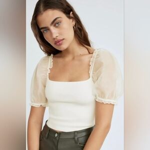 Wilfred White Puff Sleeve Crop Top